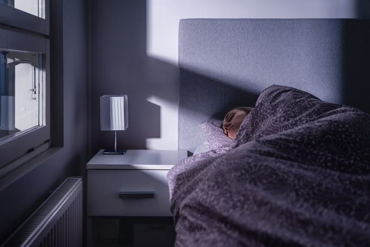 Pros and cons of sleeping in a cold room